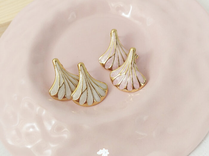 ⁦Mermaid Sparkle Earrings⁩ - الصورة ⁦1⁩