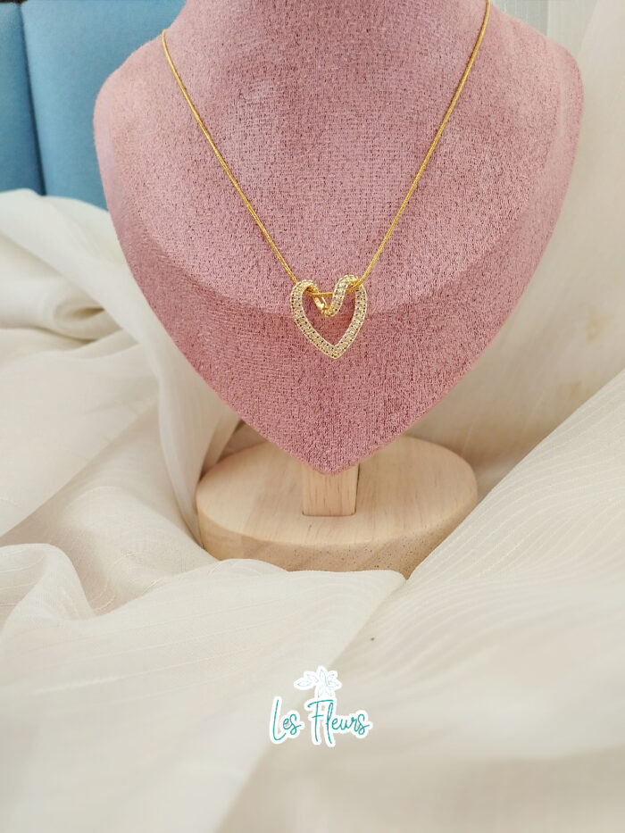 ⁦Heart Strass Necklace⁩ - الصورة ⁦1⁩