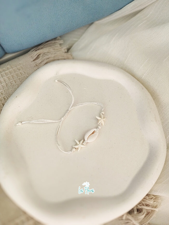⁦shell bracelet⁩ - الصورة ⁦1⁩