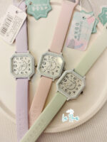 petals joy watch (white frame) - الصورة 3