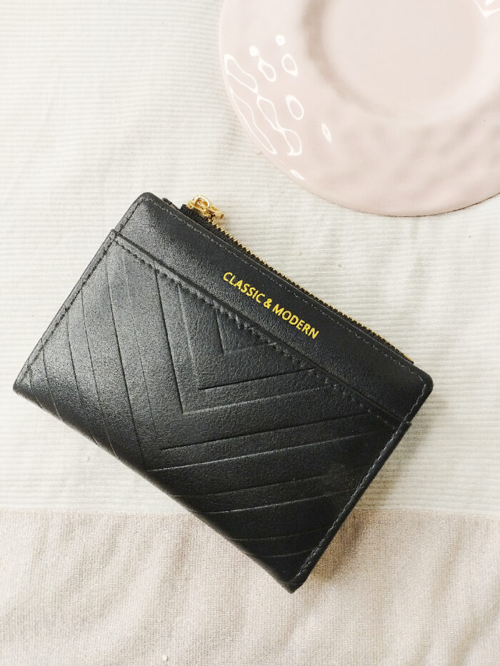 ⁦Elegant Black wallet⁩ - الصورة ⁦1⁩