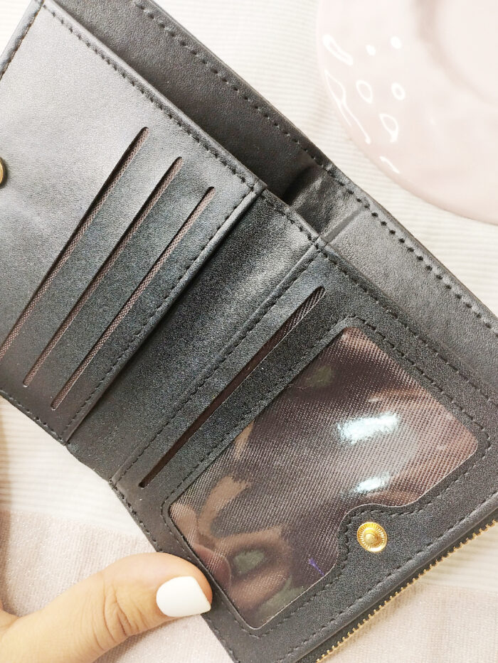 ⁦Elegant Black wallet⁩ - الصورة ⁦4⁩
